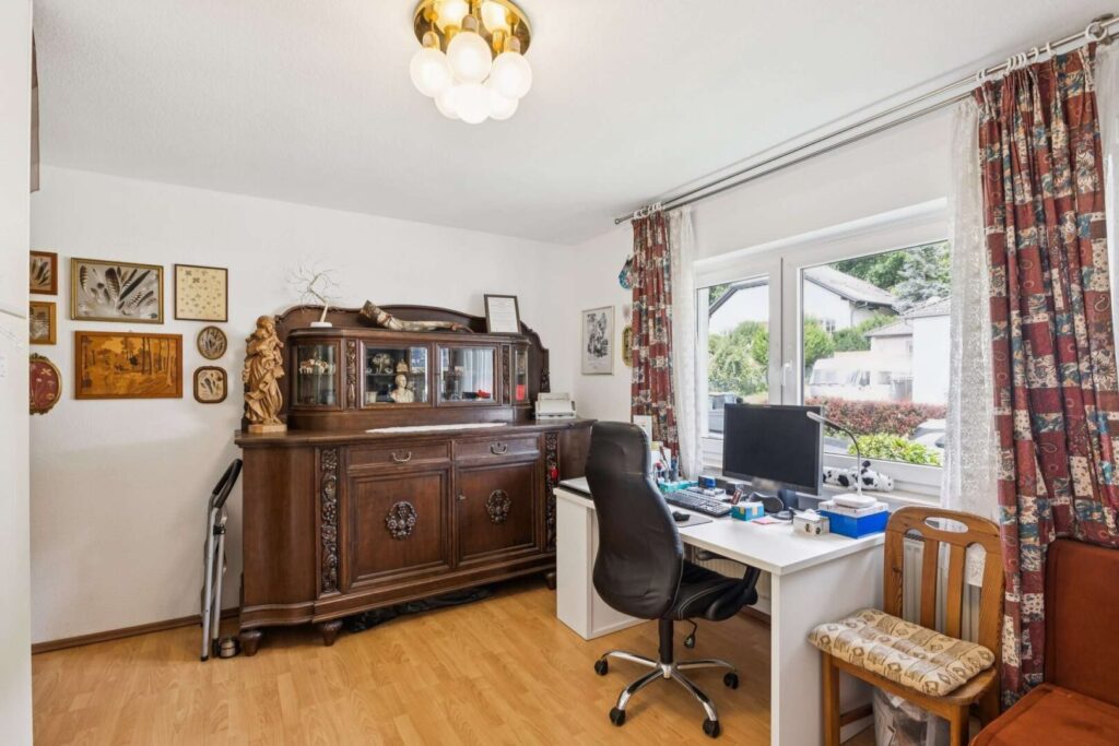 Arbeitszimmer