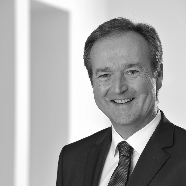 Herr Carsten Lau